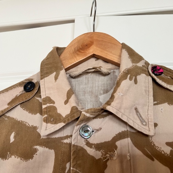 Summer jean jacket in camo - Picture 9 of 9